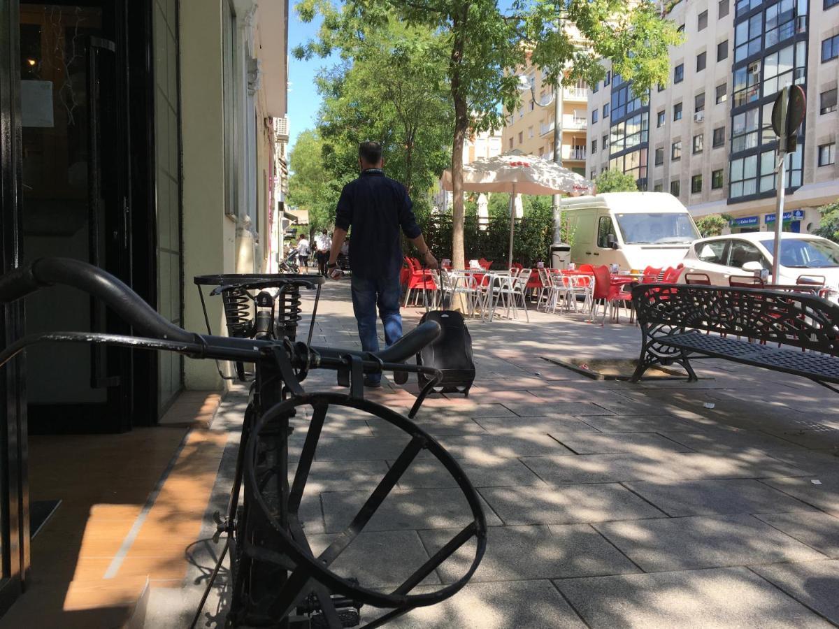 Me Voy A Madrid -Junto Al Parque Del Retiro-4アパートメント エクステリア 写真