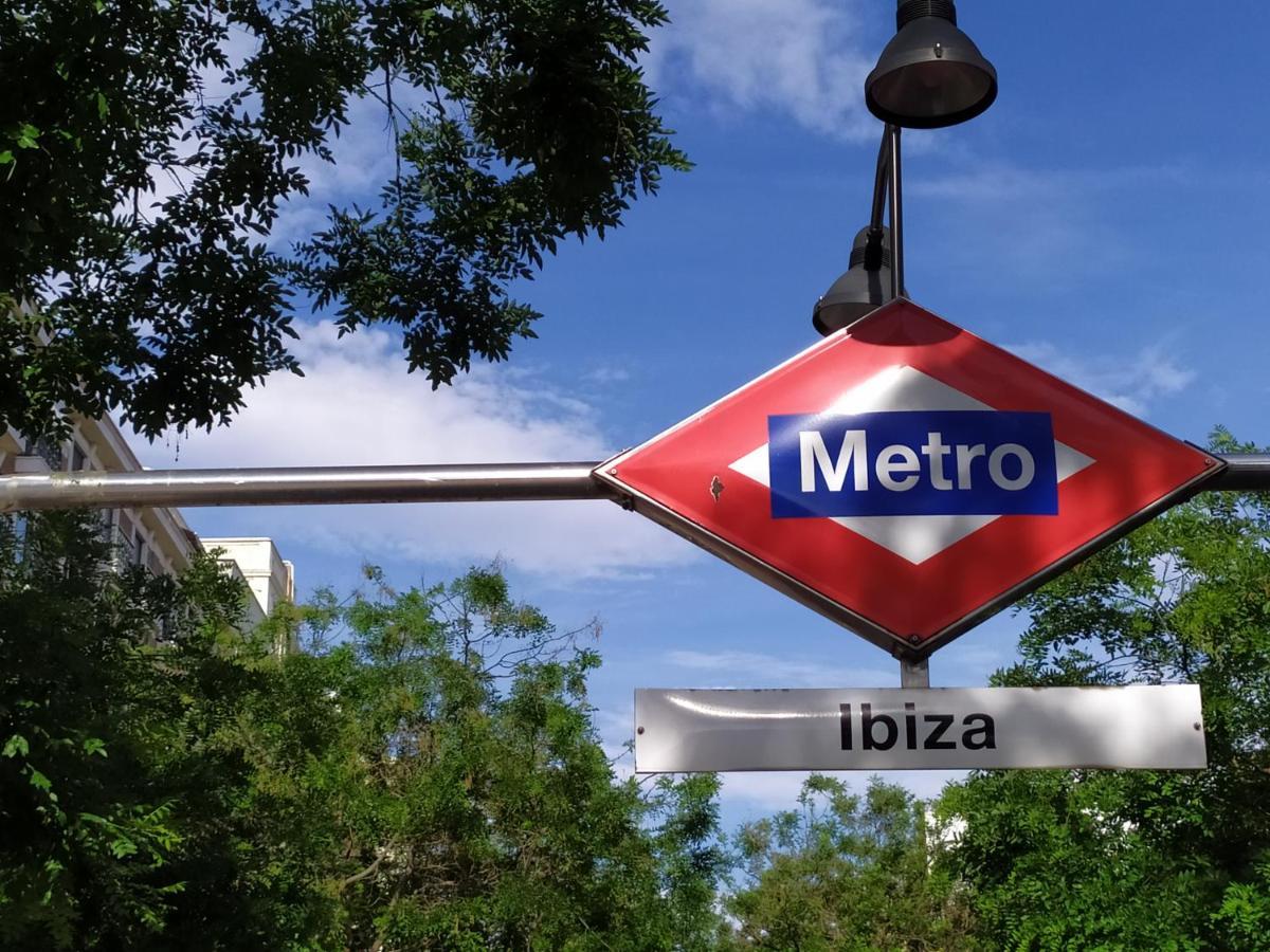 Me Voy A Madrid -Junto Al Parque Del Retiro-4アパートメント エクステリア 写真